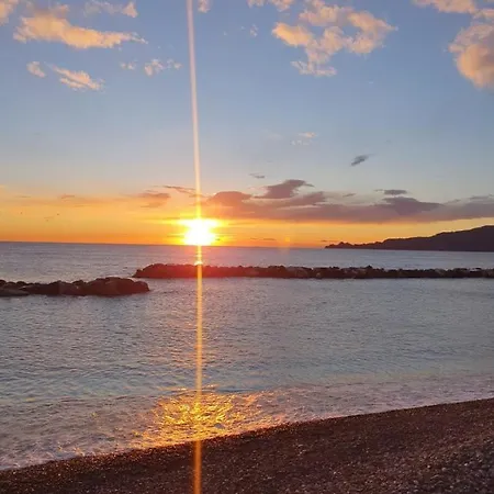 Daire Chiavari Beach