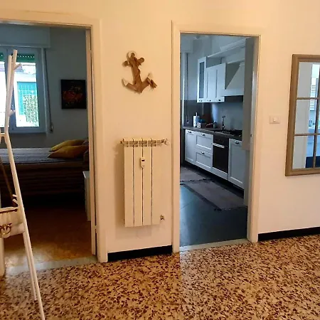 Апартаменты Chiavari Beach *