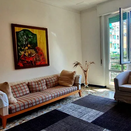 Chiavari Beach Apartment *