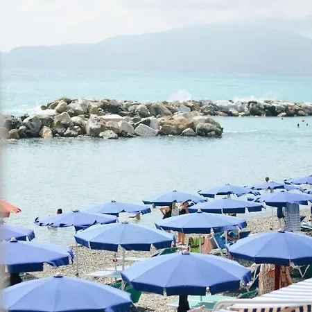 Chiavari Beach *