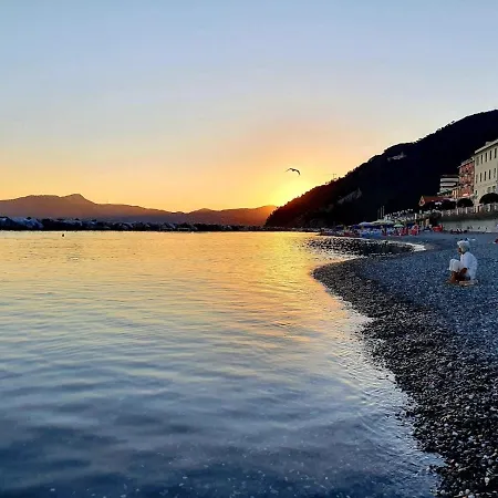 Lägenhet Chiavari Beach *