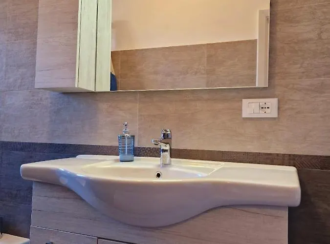 Chiavari Beach Apartmán *