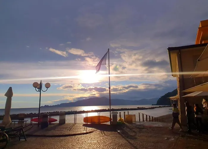 公寓 Chiavari Beach